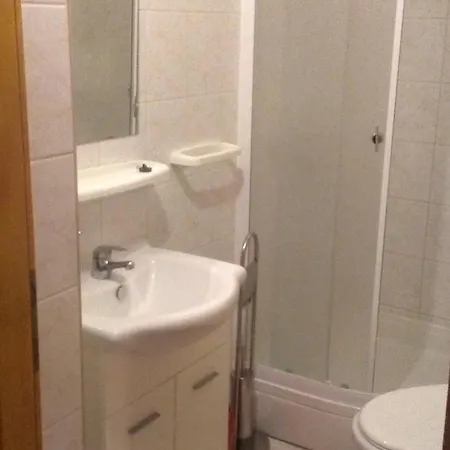 Trputec, Otok * فير